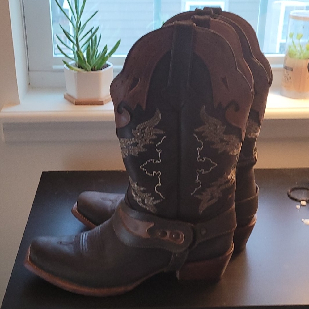 Tanner Mark Boots 10